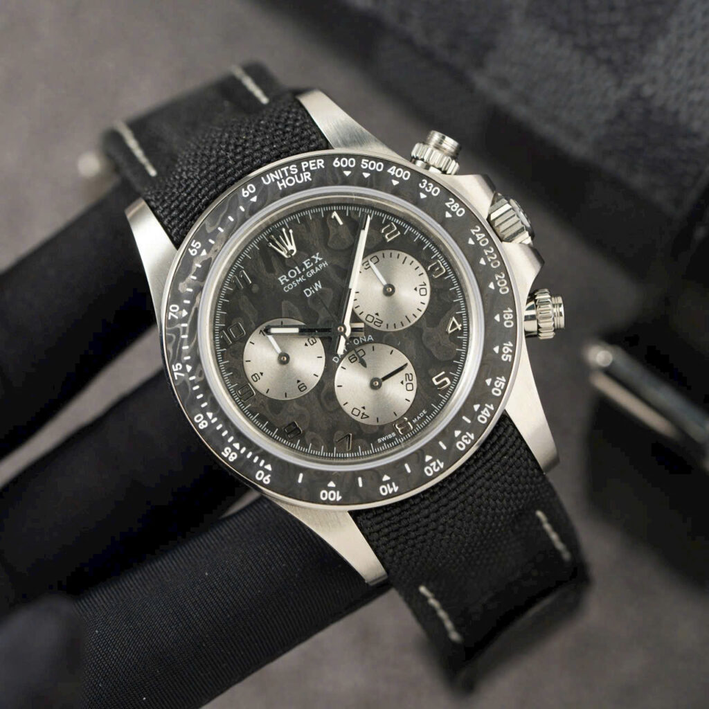 Rolex Cosmograph Daytona DiW Super Clone 40mm 904L SS (Super Clone) Black Dial on Stainless Steel Oyster Bracelet – Calibre 4130