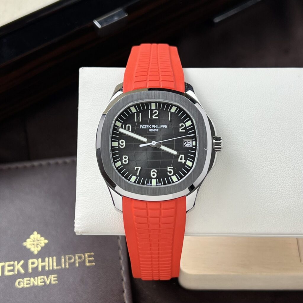 Patek Philippe Aquanaut 5167A 40mm SS (3K Super Clone) Black Dial on Red Rubber Strap – Cal.324 SC Automatic