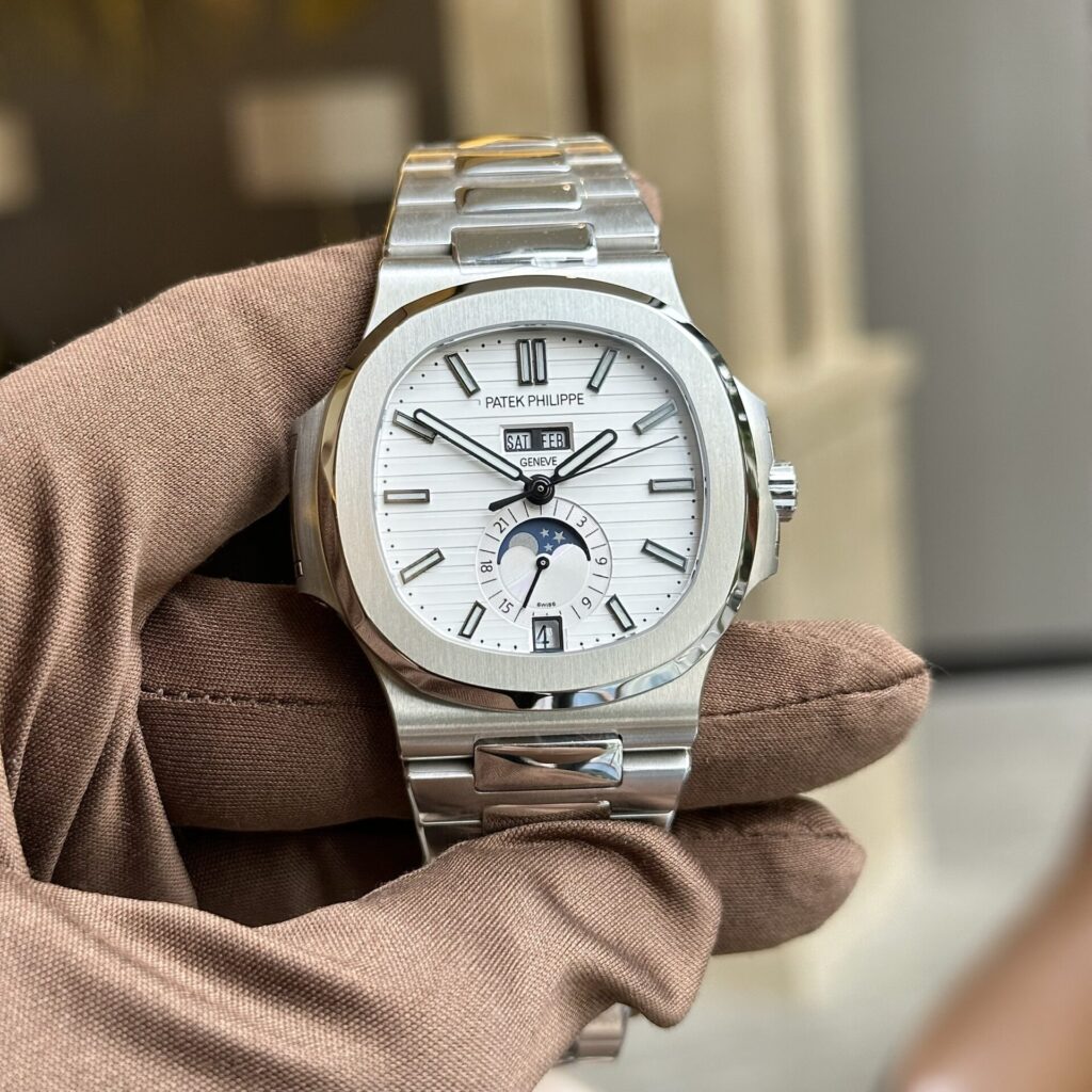 Patek Philippe Nautilus 5726 40.5mm SS (PP Factory Super Clone) White Dial on Genuine Leather Strap – Automatic Mechanical