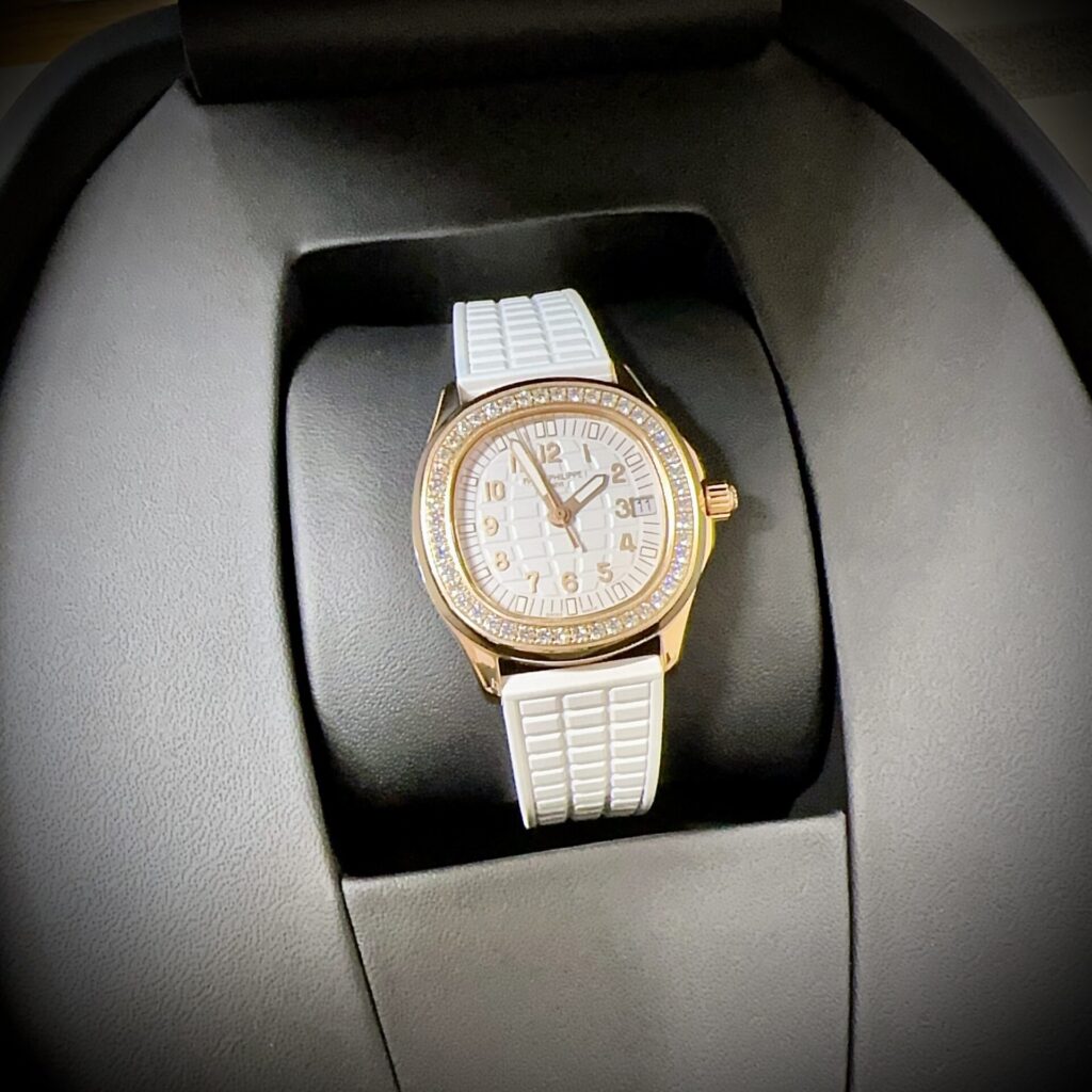 Patek Philippe Aquanaut 5067R 35.6mm Rose Gold (PP Factory Super Clone) Diamond Studded Bezel on White Dial with Rubber Strap