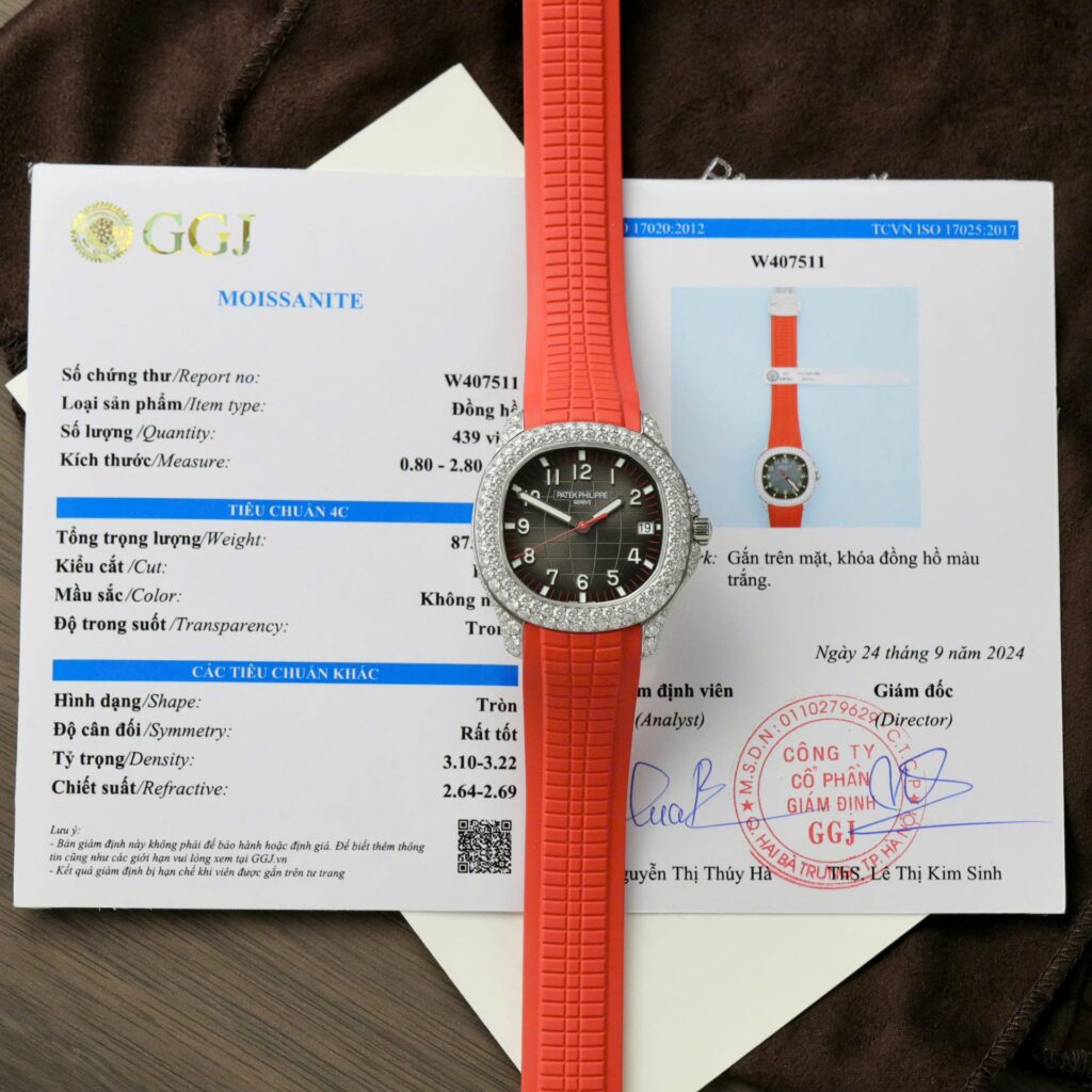 Patek Philippe Aquanaut 5167 Super Clone 11 40mm SS with Custom Moissanite Diamonds (Super Clone) Black Dial on Red Rubber Strap – ETA 2824-2 Automatic