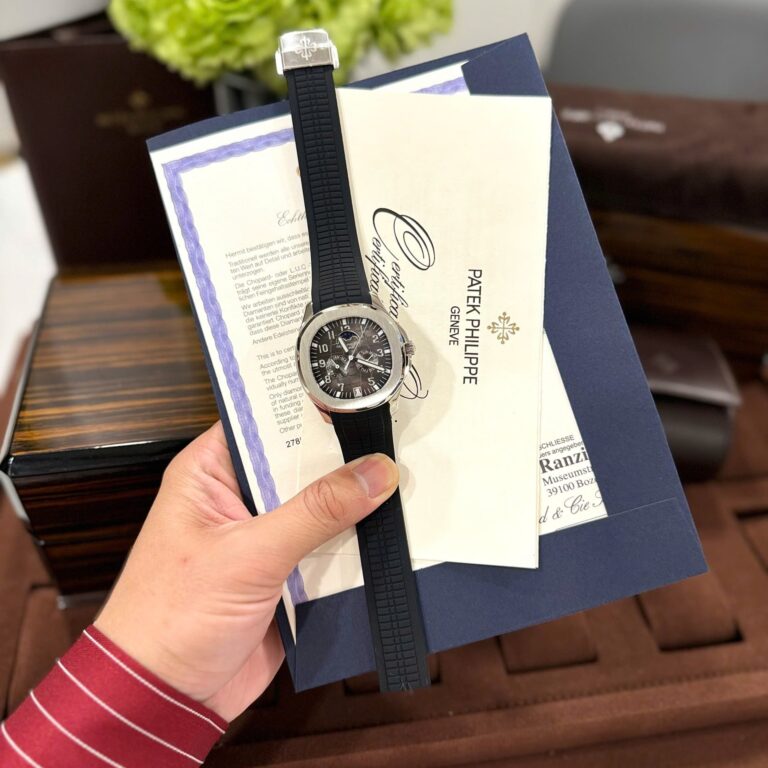 Patek Philippe Aquanaut 5261G 40mm SS (Best Super Clone) Gray Dial on Rubber Strap – Automatic Movement