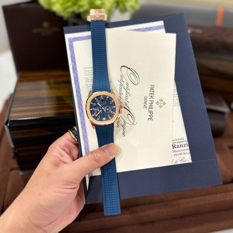 Patek Philippe Aquanaut 5261R (Super Clone Best Quality) 40mm SS Blue Dial on Rubber Strap – Ultra-Thin Automatic