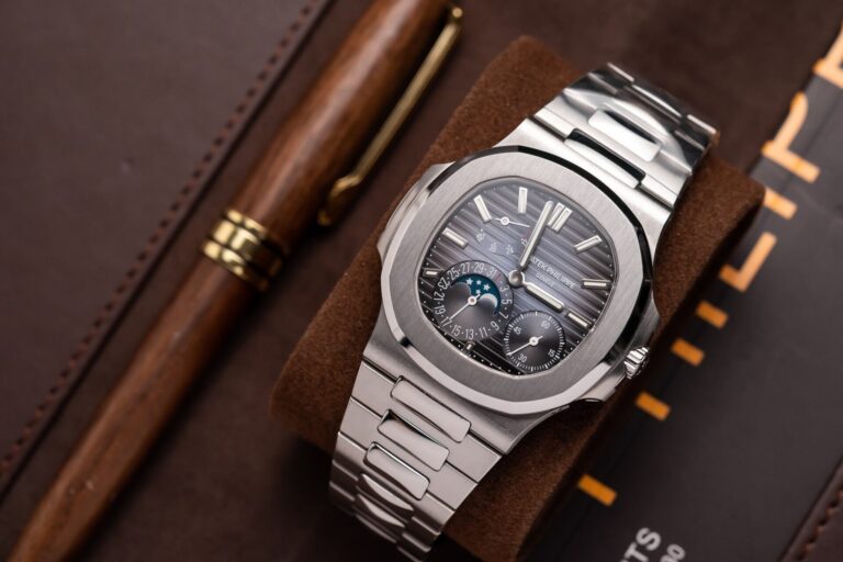 Patek Philippe Nautilus 5712 40mm SS (PPF V2 Super Clone) Gray Dial with Date Display – Caliber 240 PS IRM C LU Automatic