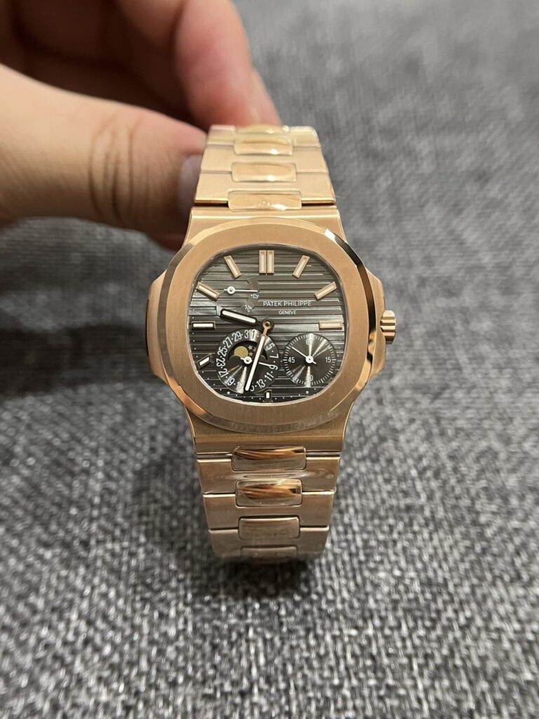 Patek Philippe Nautilus 5712R 40mm SS (GR Factory Super Clone) Gray Dial on Integrated Stainless Steel Bracelet – Automatic Caliber 28,800 vph