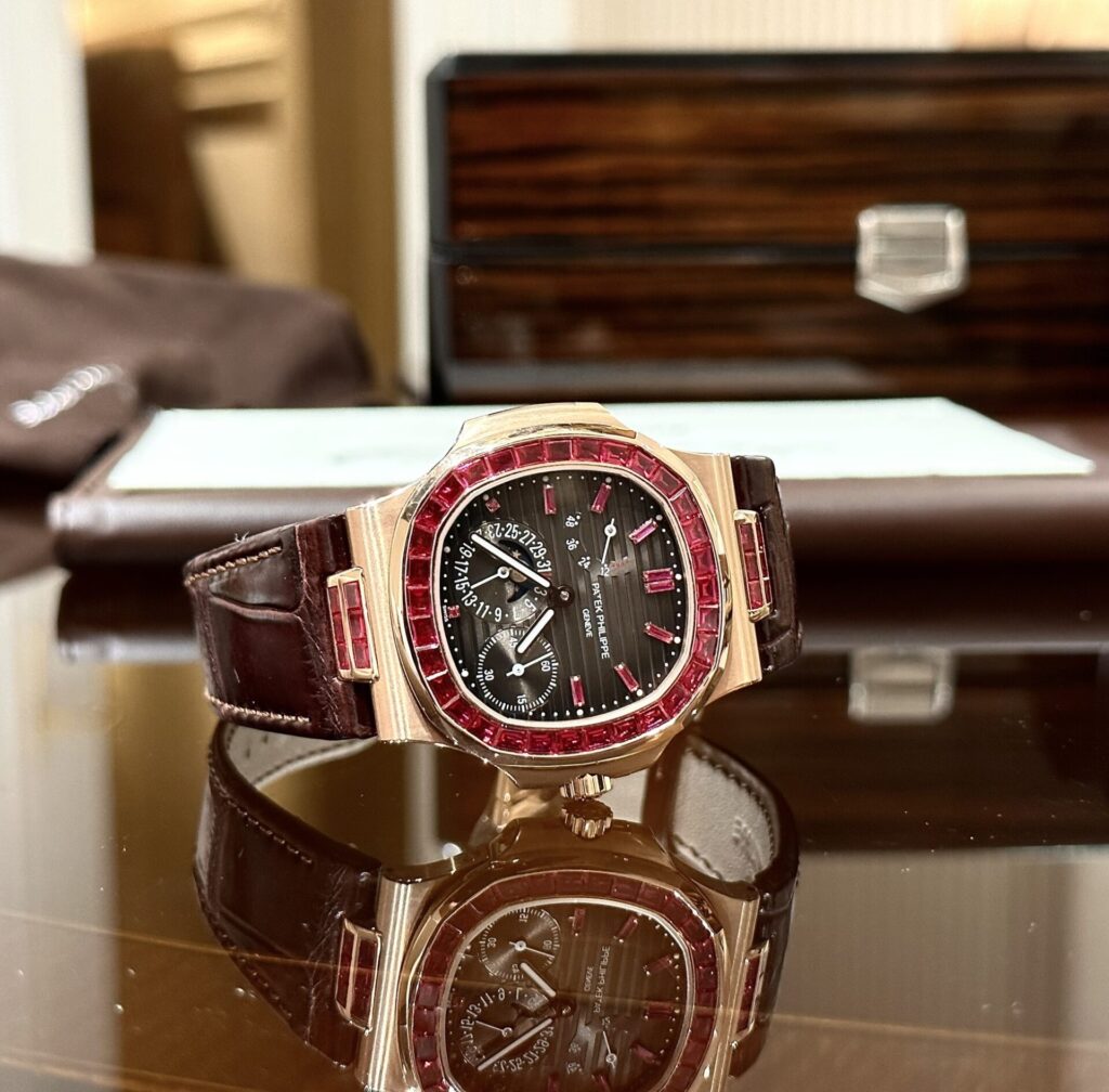 Patek Philippe Nautilus 5724 40mm Gold Wrapped (Super Clone) Ruby Bezel – Automatic Mechanical 28,800bph