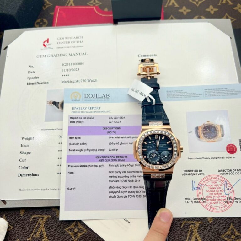 Patek Philippe Nautilus 5724R 40mm Gold Wrapped (GR Factory Super Clone) White Dial on Leather Strap – Automatic