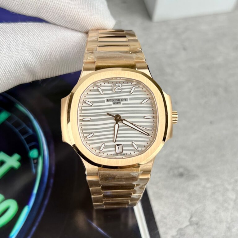 Patek Philippe Nautilus 7118 35.2mm Rose Gold (3K Factory Super Clone) Blue Dial with Date at 6 o’clock – Automatic Movement