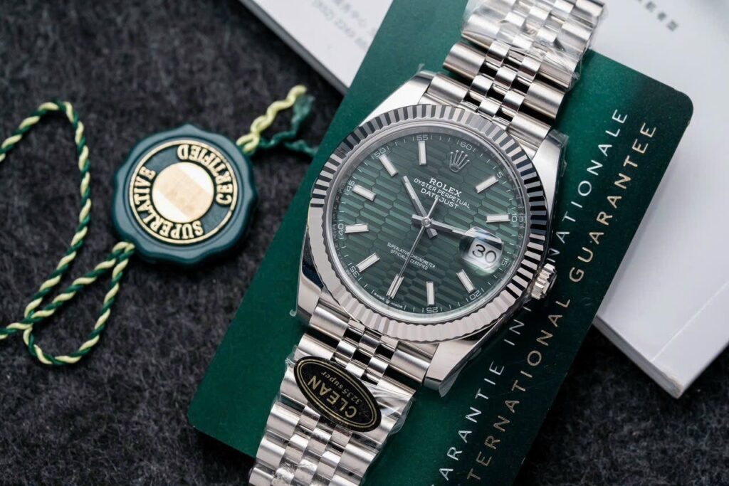 Rolex Datejust 126334 41mm Rolesor (Clean Super Clone) Green Dial on Jubilee Strap – Automatic Movement