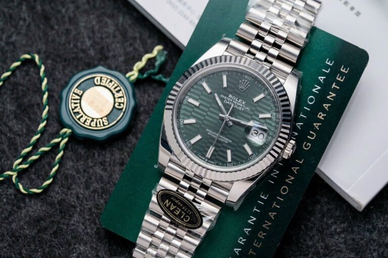 Rolex Datejust 126334 41mm Rolesor (Clean Super Clone) Green Dial on Jubilee Strap – Automatic Movement