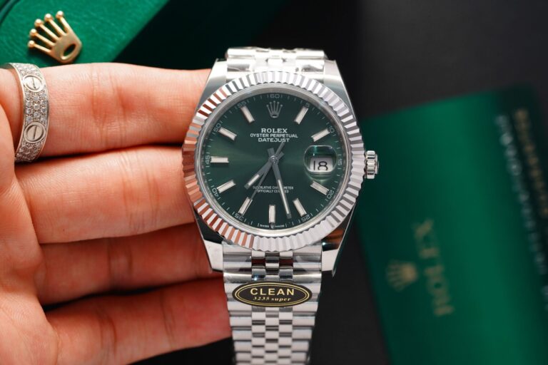 Rolex Datejust 126334 41mm Rolesor (Clean Factory Super Clone) Green Dial on Jubilee Strap – Automatic Movement