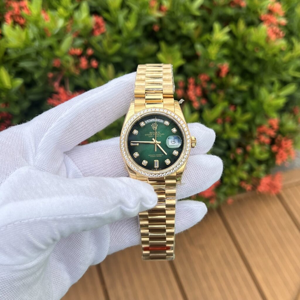 Rolex Day-Date 128348RBR 36mm 904L SS (Super Clone) Ombre Green Dial on President Bracelet – Calibre 3255