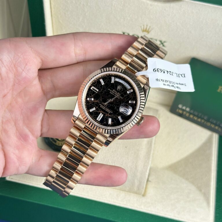 Rolex Day-Date 228235 40mm 18K Gold Wrapped (GMF Super Clone) Eisenkiesel Dial – Automatic Movement