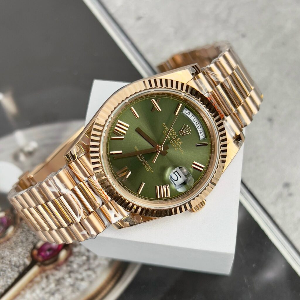 Rolex Day-Date 228235 40mm SS (GM Factory Super Clone) Green Dial with Roman Numerals on Stainless Steel President Bracelet – Automatic Caliber 28,800 vph