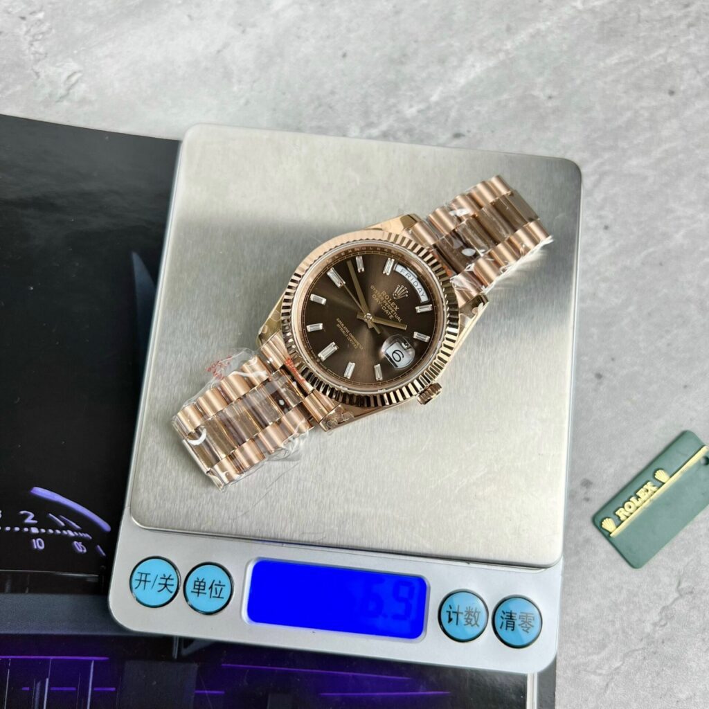 Rolex Day-Date 228235 40mm 904L SS (GM Factory Super Clone) Chocolate Dial with Rose Gold Stick Markers – Calibre 3255 Automatic