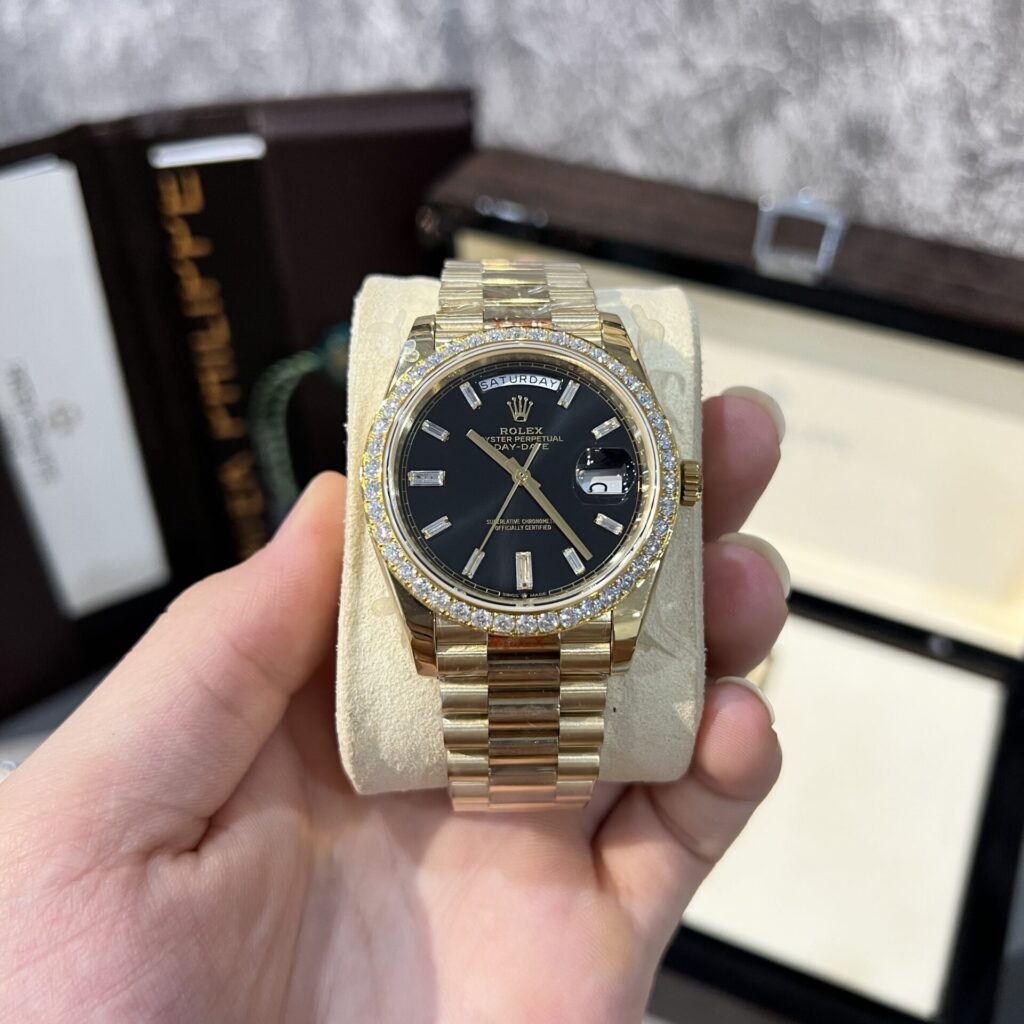 Rolex Day-Date 228238 40mm Gold Alloy (Super Clone) Black Dial with Refined Moissanite Diamond Bezel – Automatic Mechanical