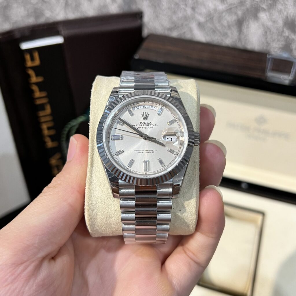 Rolex Day-Date 228239 40mm 904L Steel (Super Clone GM V2) White Dial with Roman Numerals on 904L Steel Presidential Bracelet – Super Clone Calibre 3255