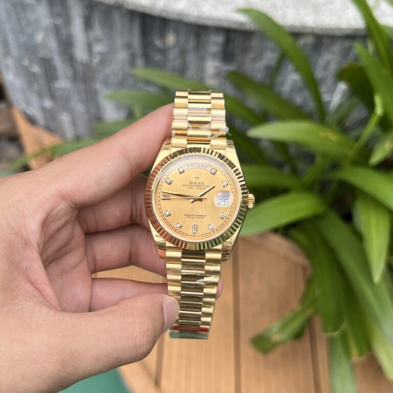 Rolex Day-Date 40mm SS (Super Clone 1:1) Champagne Dial on Jubilee Bracelet – Automatic Movement