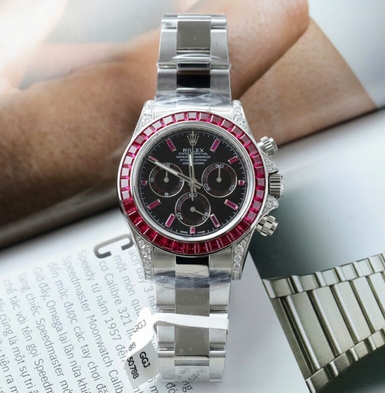 Rolex Daytona 126599TRU 40mm SS (Super Clone) Custom Ruby Red Baguette Bezel – Calibre 4130 Automatic