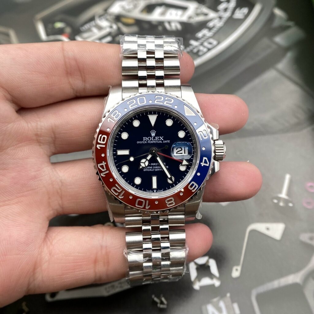 Rolex GMT-Master II 126710BLRO (Super Clone 1:1) 40mm SS – Pepsi Bezel with Black Dial