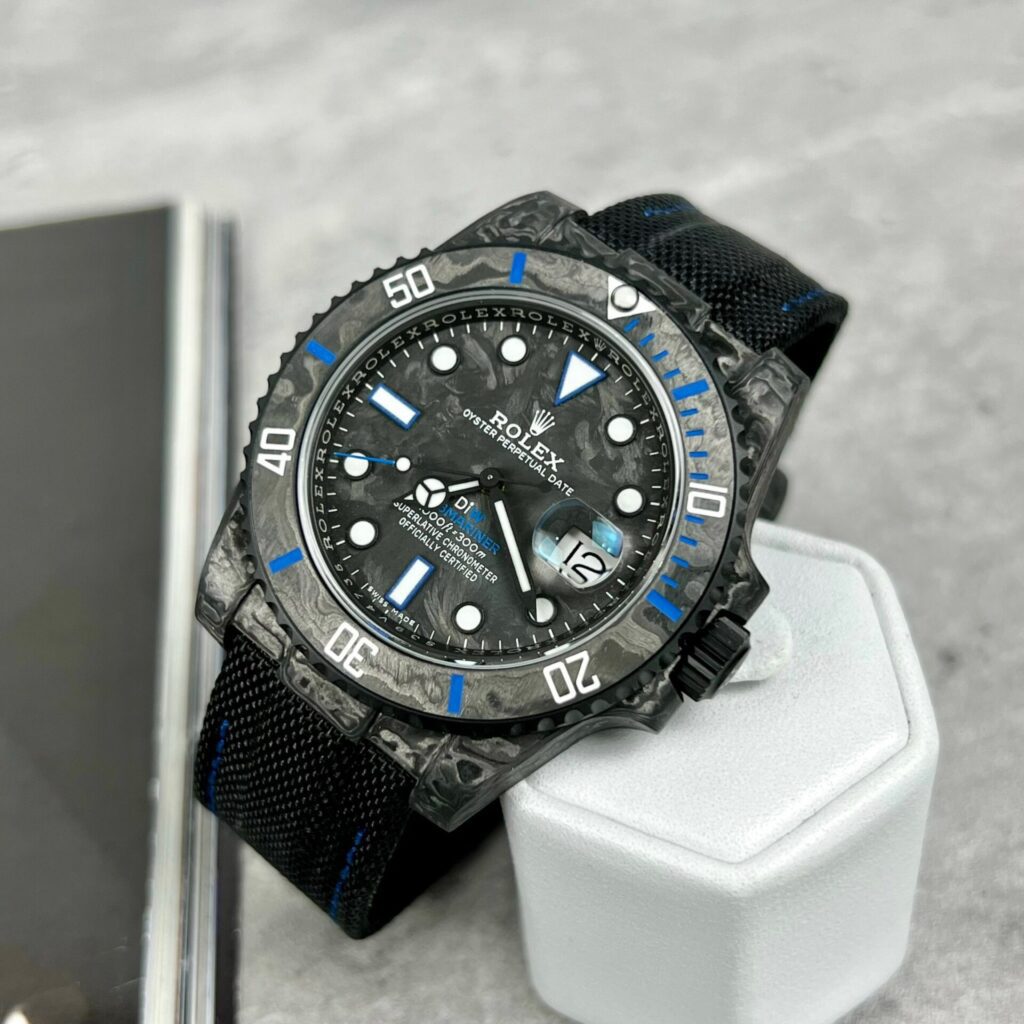 Rolex GMT-Master II Diw 40mm Carbon (1:1 Super Clone) Black Dial on Rubber Strap – Swiss Automatic
