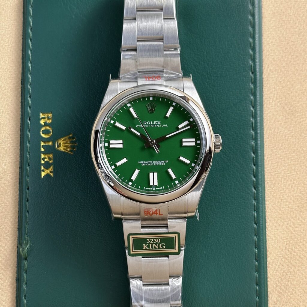 Rolex Oyster Perpetual 124300 41mm SS (Super Clone) Green Dial – Automatic Movement