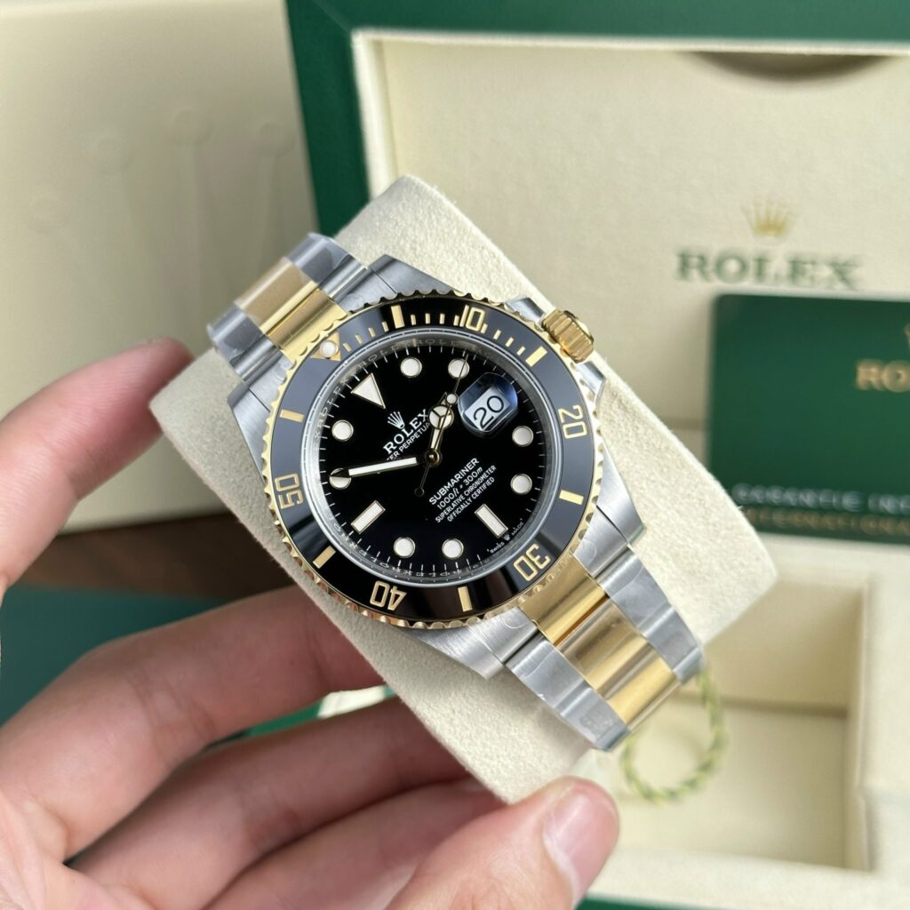 Rolex Submariner Date 126613LN 41mm SS & Gold (VS Factory Super Clone) Black Dial on Oyster Bracelet – Calibre 3235