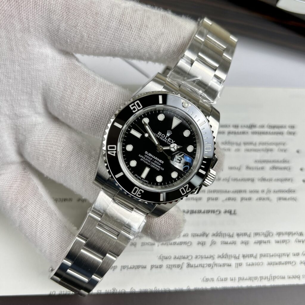 Rolex Submariner EW 40mm SS (Super Clone) Black Dial on Stainless Steel Oyster Bracelet – Automatic 28800 bph
