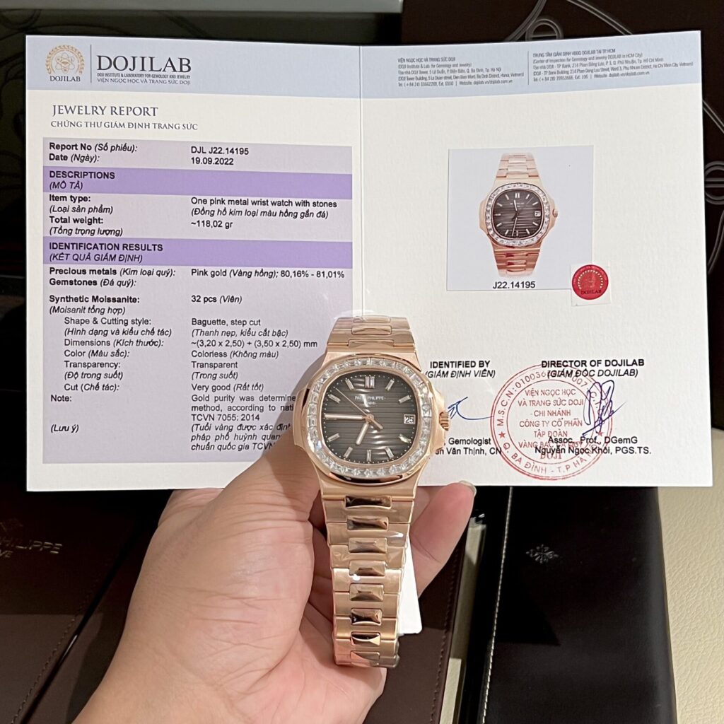Patek Philippe Nautilus 5723 40mm Gold Wrapped Stainless Steel (Super Clone) Black Dial with Moissanite Diamond Bezel – Automatic Movement