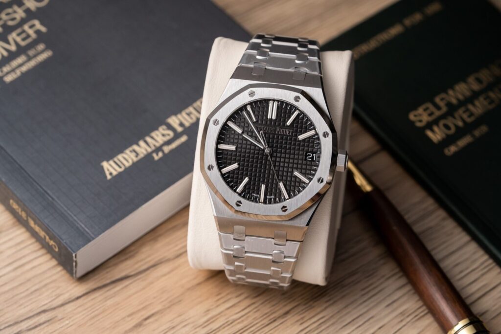 Audemars Piguet Royal Oak 15500ST 41mm SS (ZF Super Clone 11) Black Dial on Stainless Steel Bracelet – Automatic Caliber ZF
