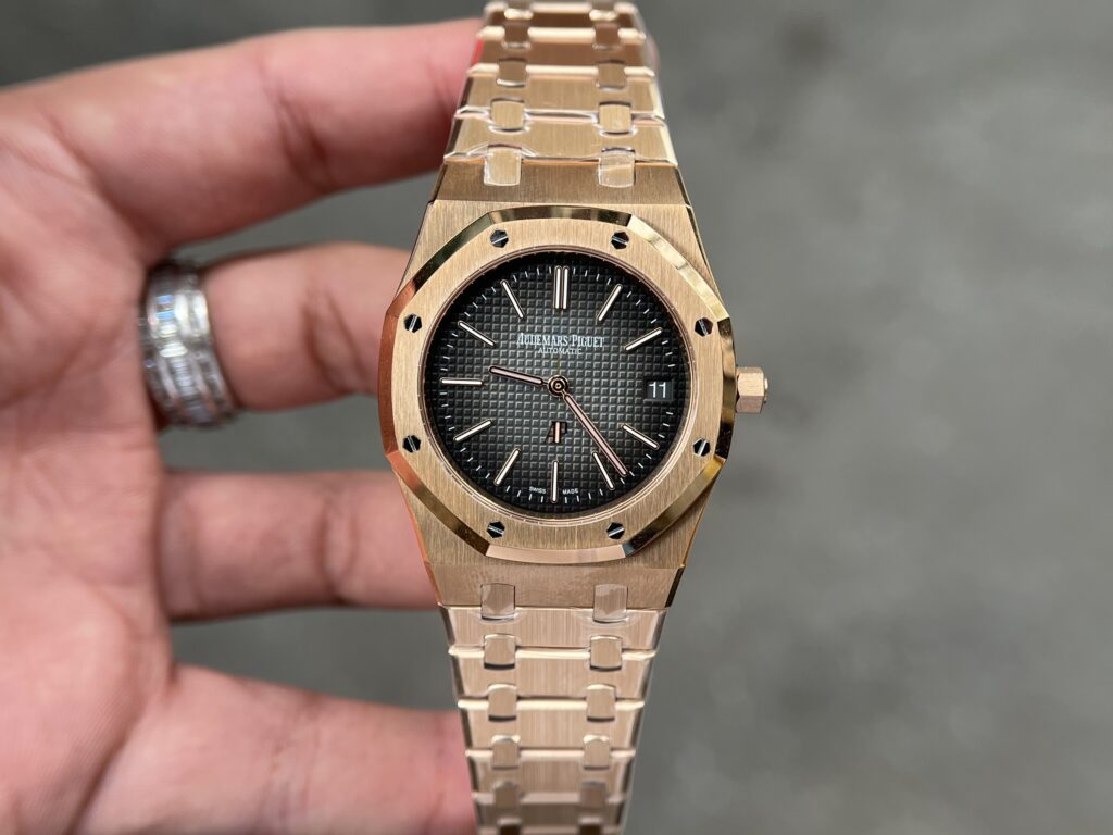 Audemars Piguet Royal Oak 15202OR Jumbo 39mm 18K Rose Gold Plated Steel (Super Clone) Gray Dial on Integrated Bracelet – Clone AP Calibre 2121