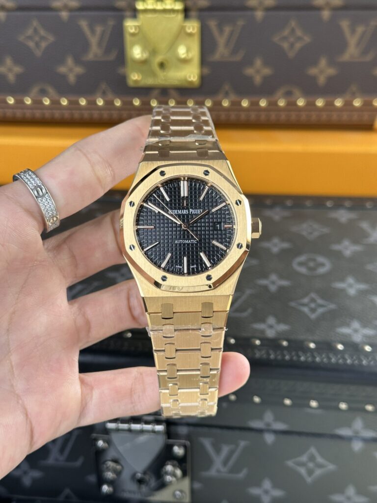 Audemars Piguet Royal Oak 15400OR 41mm SS (Super Clone) Black Dial – Automatic Movement
