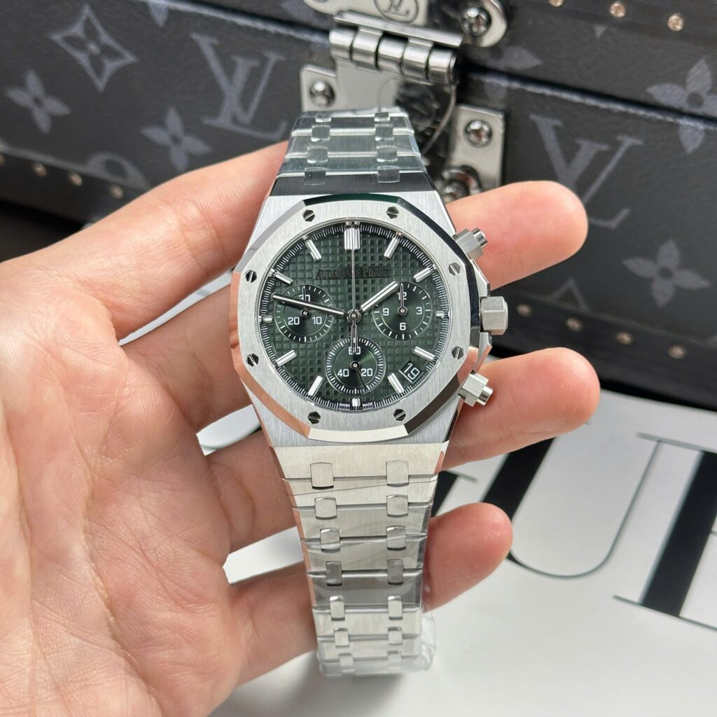 Audemars Piguet Royal Oak 26240ST (APS Best Super Clone) 41mm Green Dial – 1:1 Edition