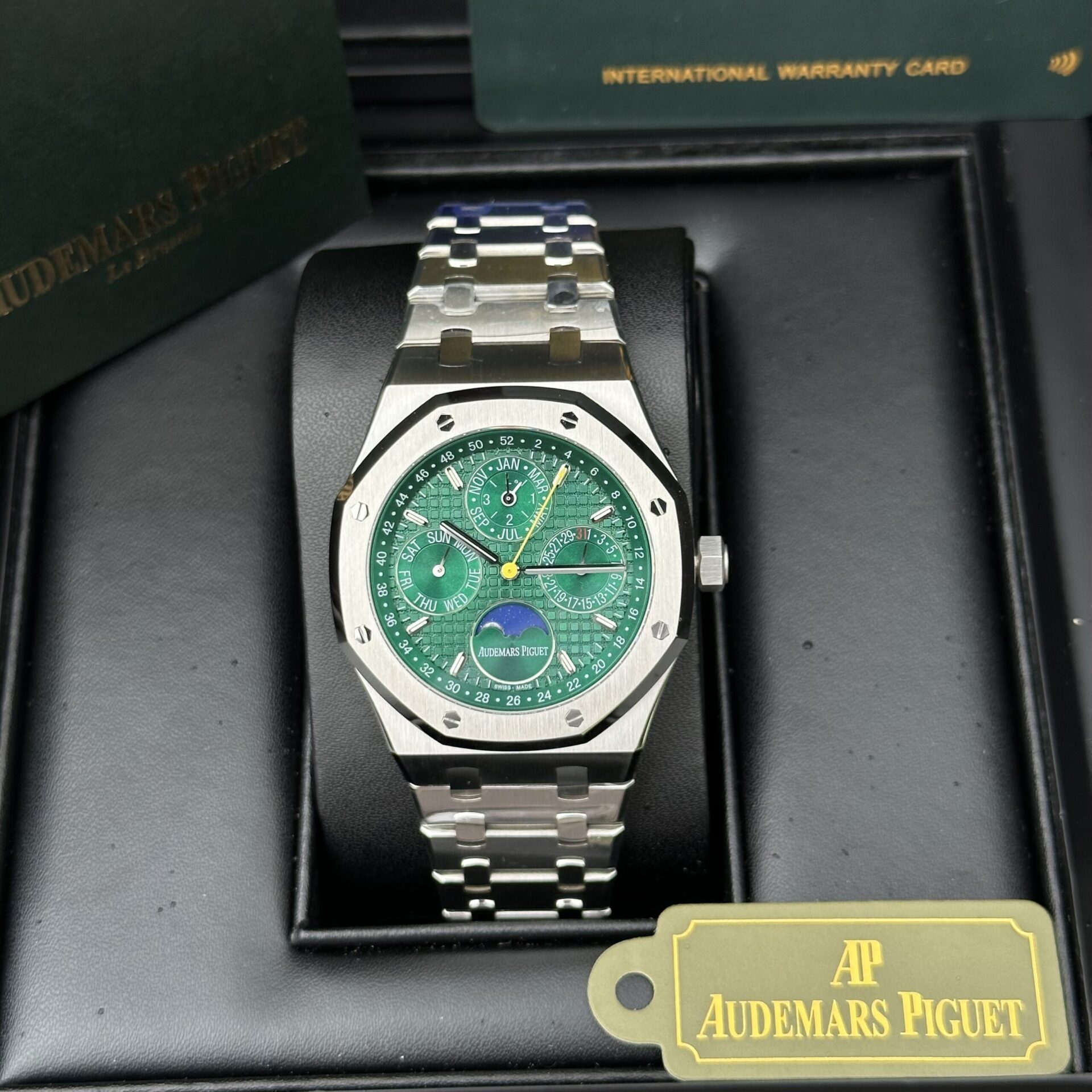 Audemars Piguet Royal Oak 26574ST 41mm SS (Super Clone) Green Dial – 9031