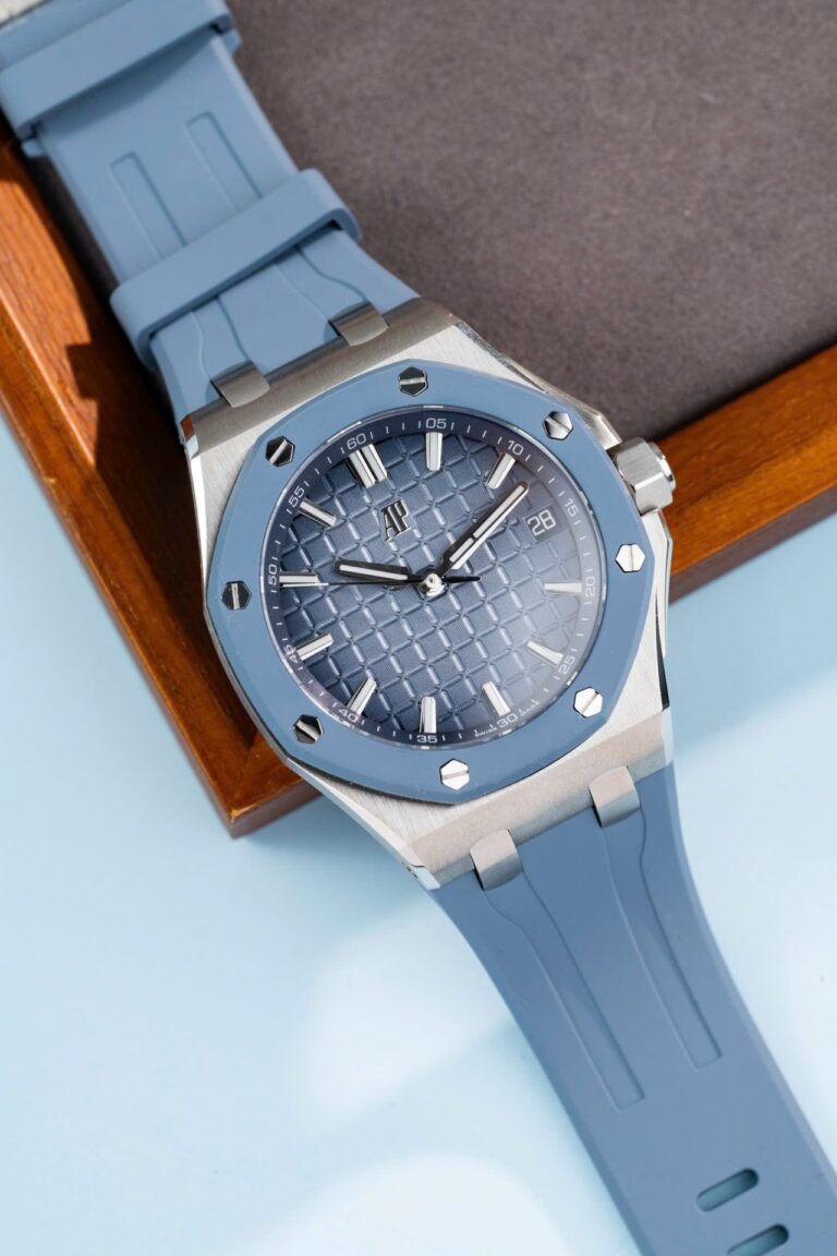 Audemars Piguet Royal Oak Offshore 15605SK 43mm SS (Best Super Clone) Black ‘Méga Tapisserie’ Dial on Blue Rubber Strap – Calibre 3126/3840