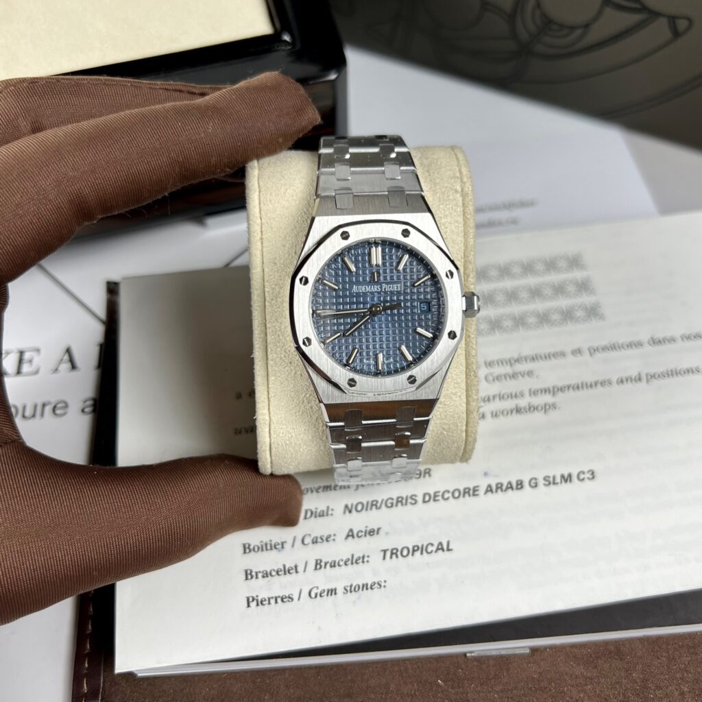 Audemars Piguet Royal Oak 34mm (Super Clone) Blue Dial on Metal Wire Strap