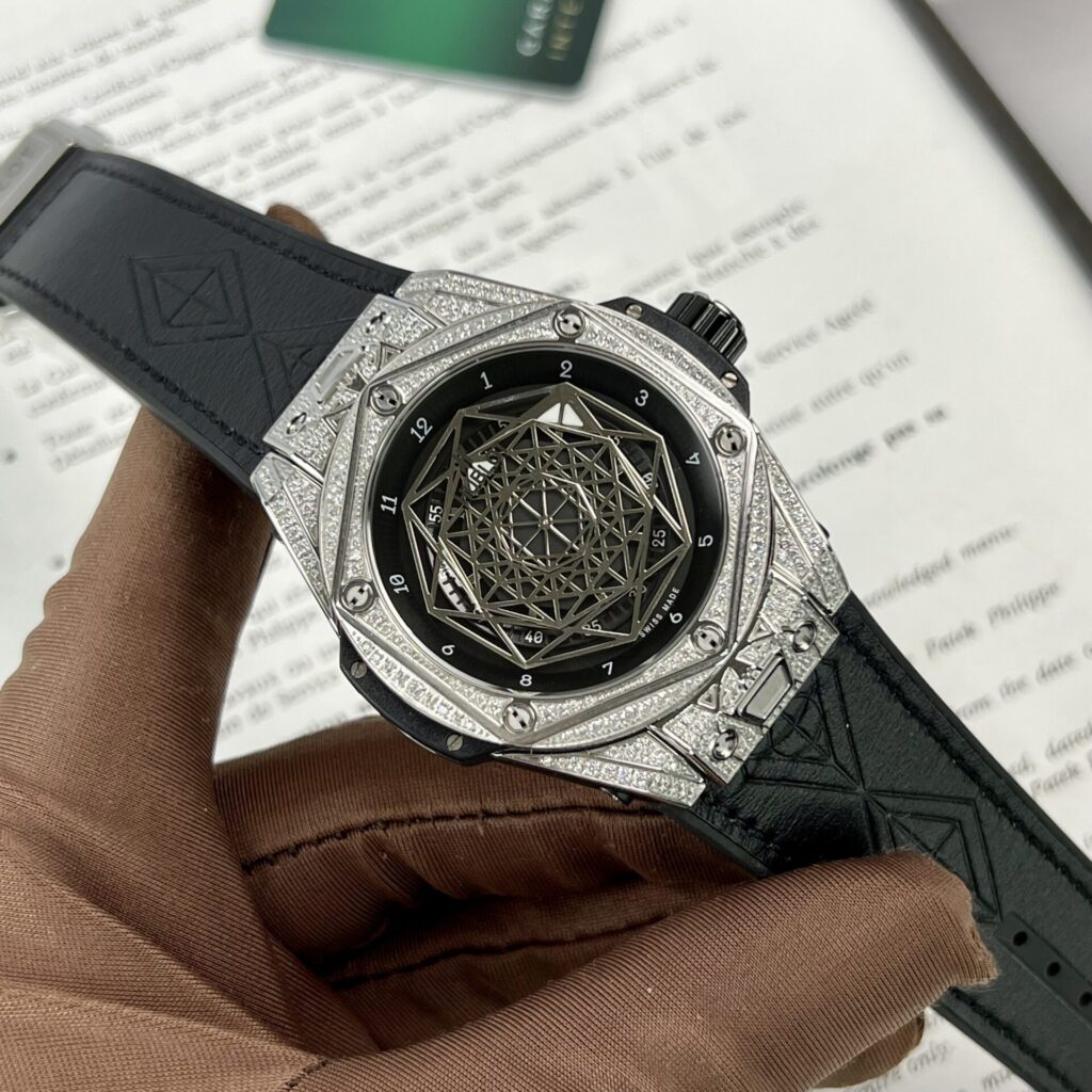 Hublot Big Bang Sang Bleu 45mm (Super Clone) Diamond-Studded Case