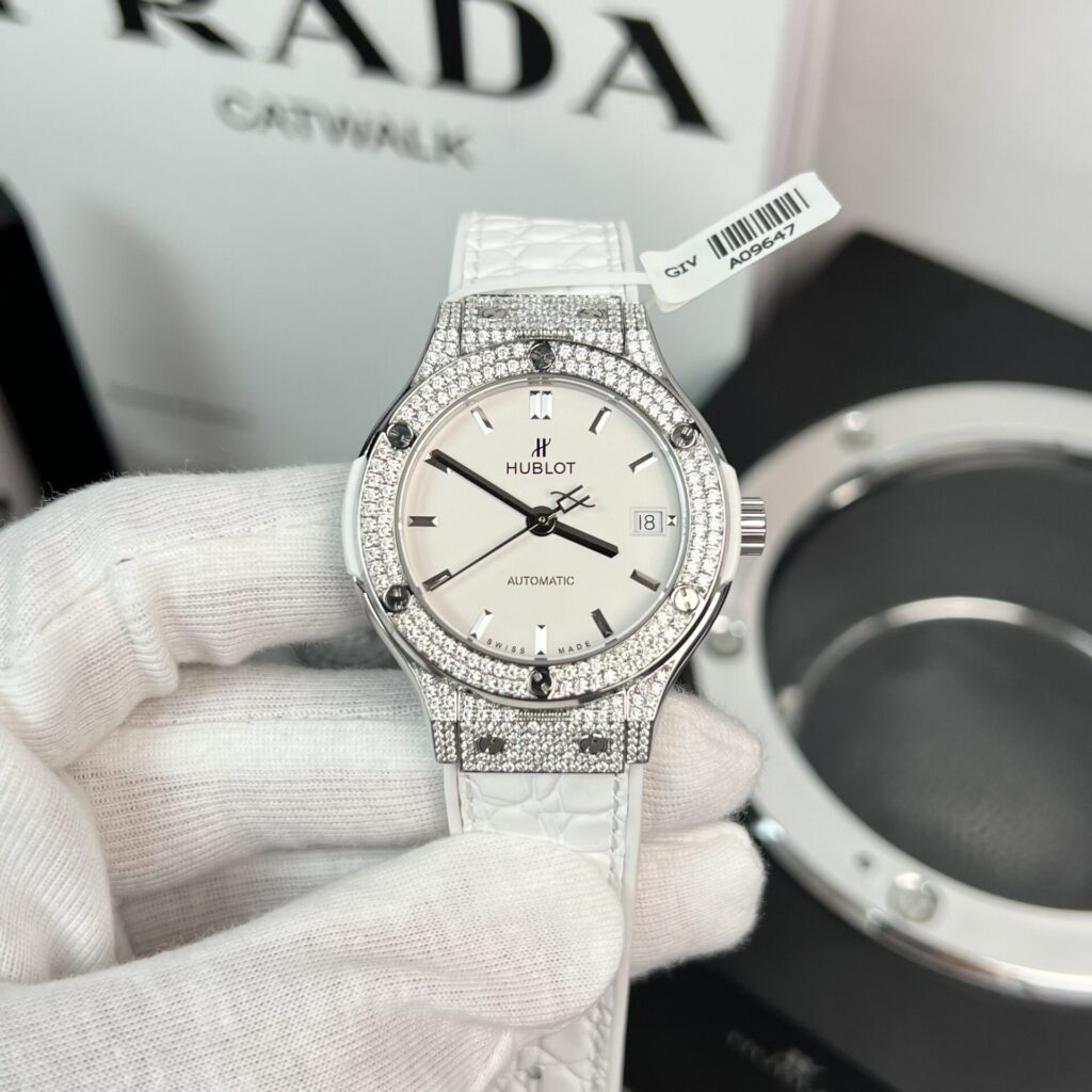 Hublot Full Moissanite Diamond White 38mm (HB Factory Super Clone)