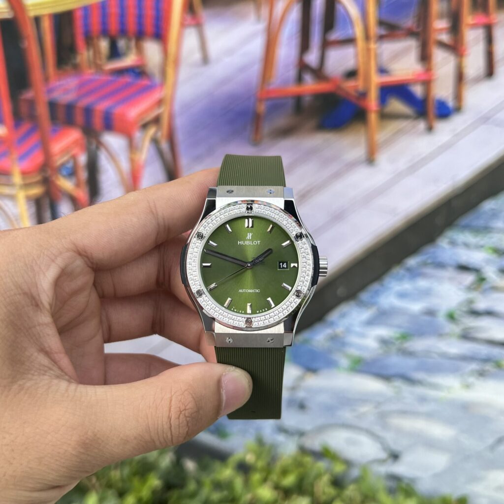 Hublot Classic Fusion 42mm (JJ+ Super Clone) Green Dial – Stone Set
