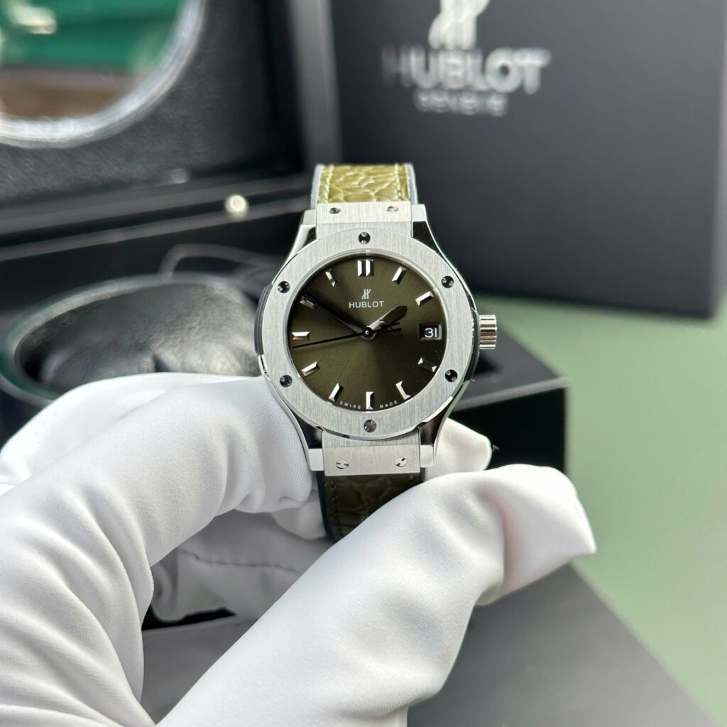 Hublot Classic Fusion 33mm Green (HB Factory Super Clone) – Women’s Timepiece