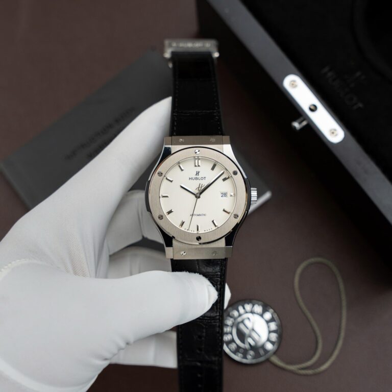 Hublot Classic Fusion Titanium 42mm (Super Clone) White Dial – SW300 Movement