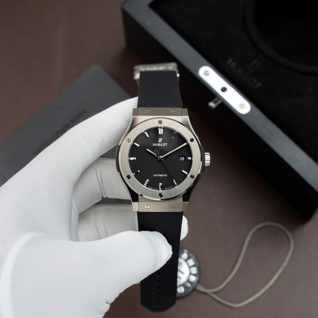 Hublot Classic Fusion 42mm Titanium (Super Clone) Black Dial on Rubber Strap – SW300 Movement