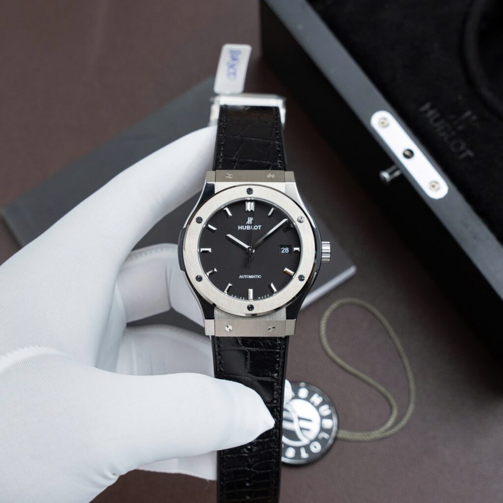 Hublot Classic Fusion Titanium 42mm (Super Clone) Black Dial – SW300 Movement