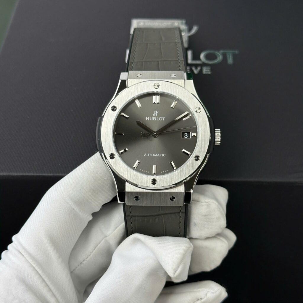Hublot Classic Fusion 45mm Titanium (WWF Factory Best Quality) Gray Dial – Super Clone