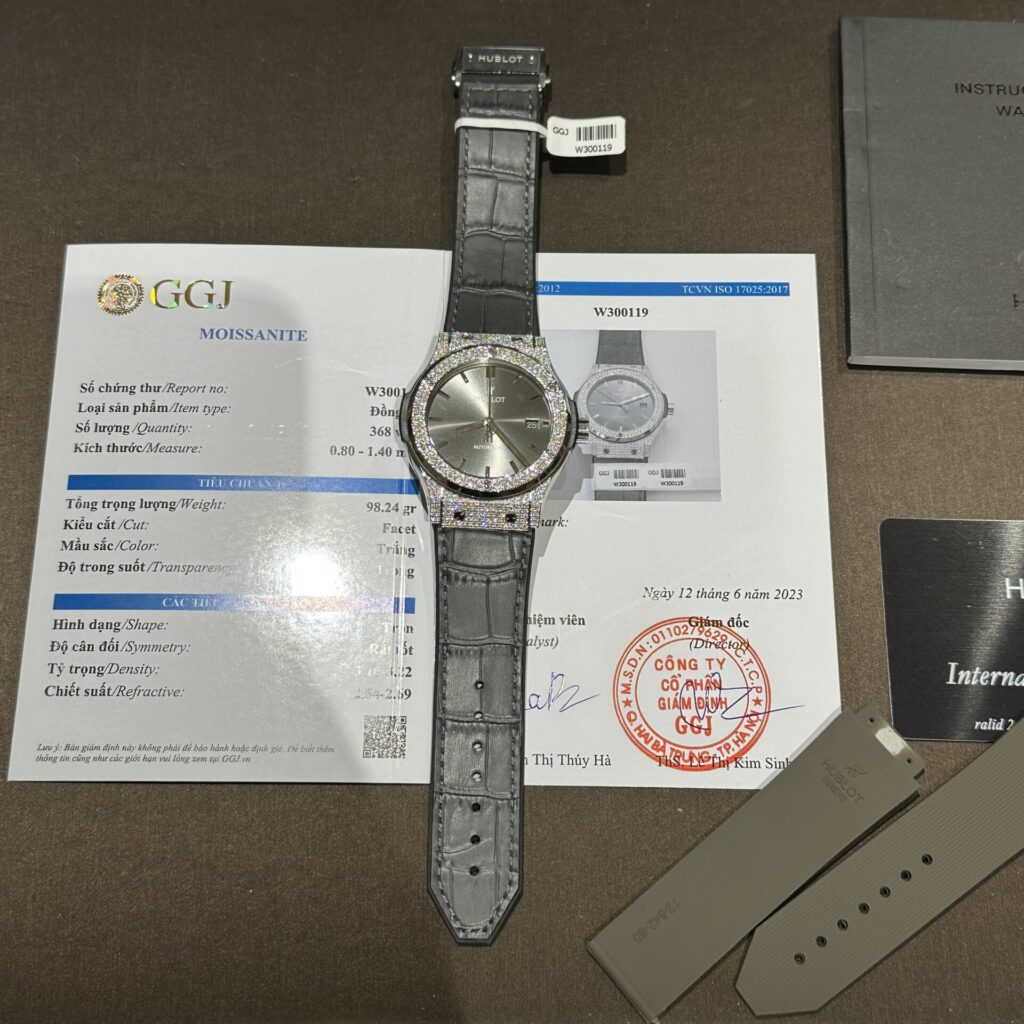 Hublot Replica Watch 42mm (Super Clone) Full Moissanite Diamond Gray Dial on Leather Strap