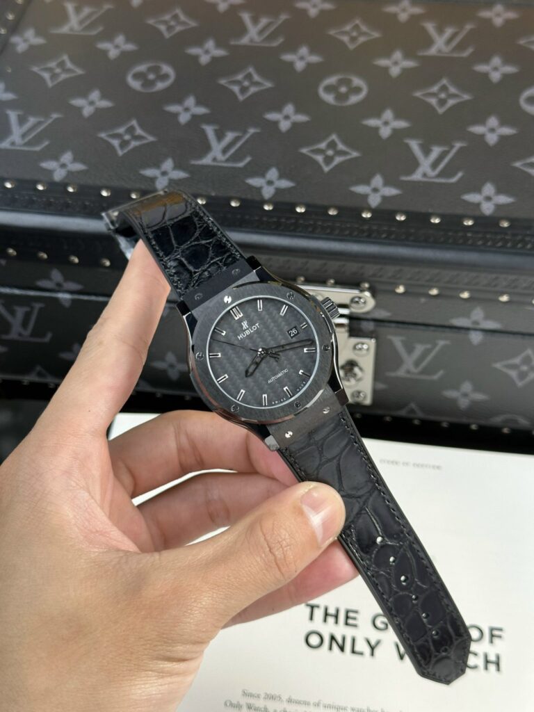 Hublot Classic Fusion 42mm Ceramic (Super Clone) Carbon Dial – Refined Finish