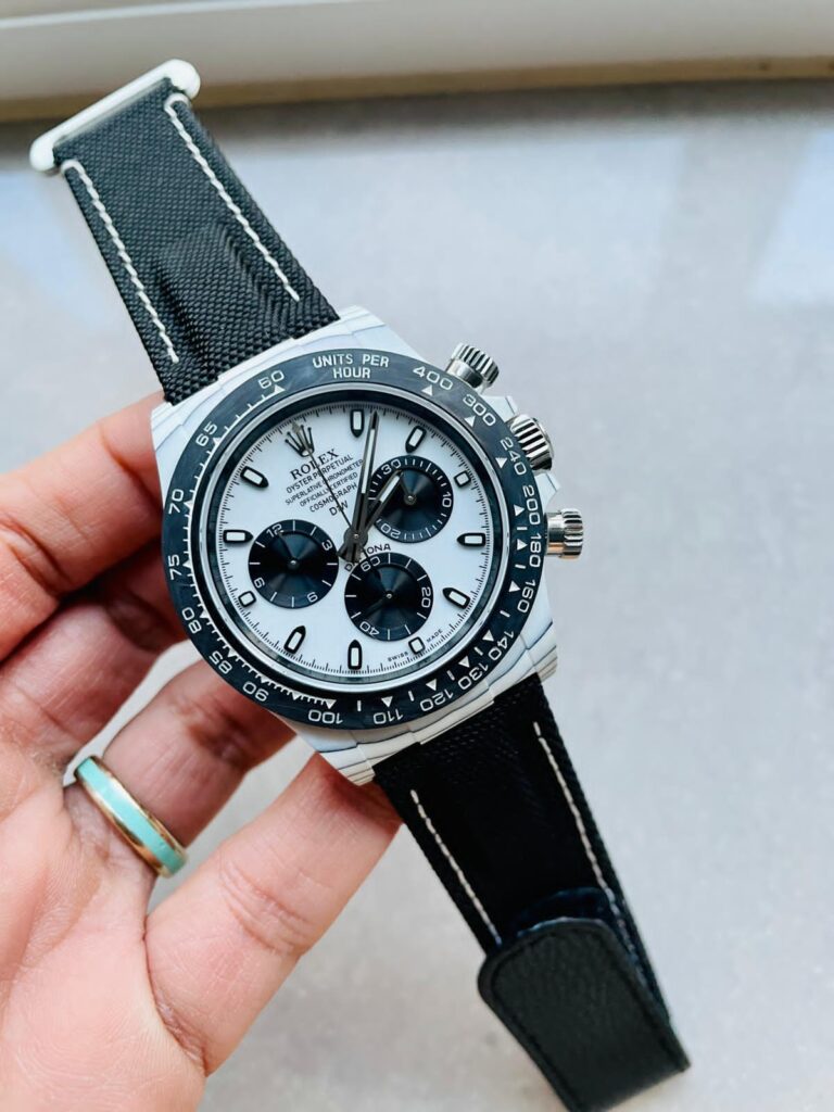 Rolex Daytona DIW PANDA 40mm White Carbon (Noob Best Edition) White/Black Dial on Black Nylon Strap – SA4130 V2 Super Clone