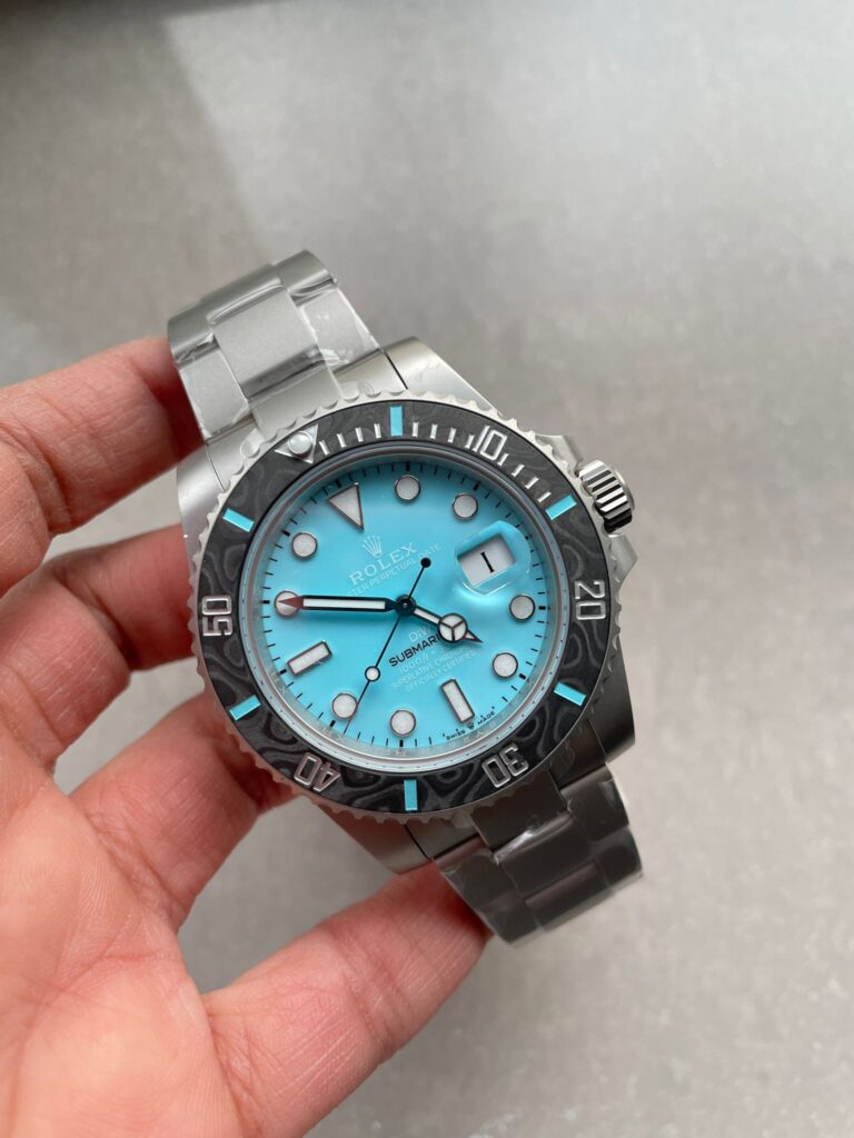 Rolex Submariner 40mm SS (DIWF Super Clone Best Edition) Carbon Bezel Tiffany Blue Dial on Stainless Steel Bracelet – VR3135 Super Clone