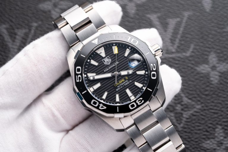 TAG HEUER Aquaracer 41mm SS (Super Clone) Black Dial on Stainless Steel Bracelet – Calibre 5 Automatic