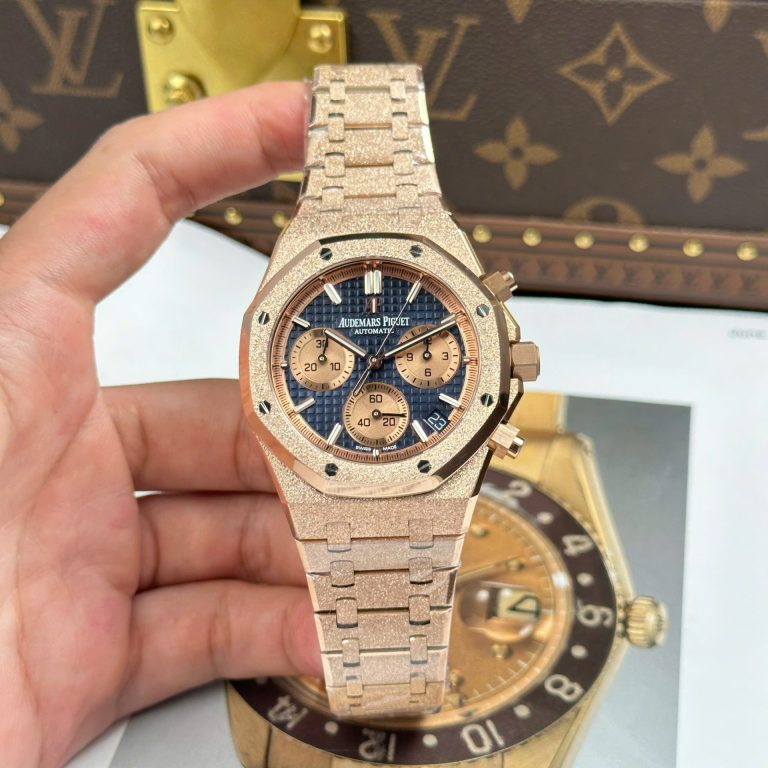 Audemars Piguet Royal Oak Chronograph 26240 41mm Frosted Gold (APS Factory Super Clone) Blue Dial – Clone AP Caliber 2385